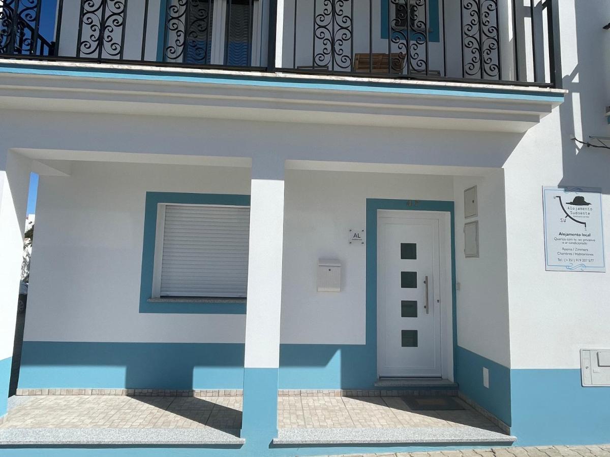 Hotel Alojamento Sudoeste Zambujeira do Mar Esterno foto