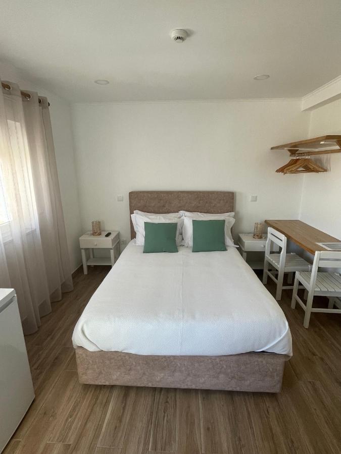 Hotel Alojamento Sudoeste Zambujeira do Mar Esterno foto